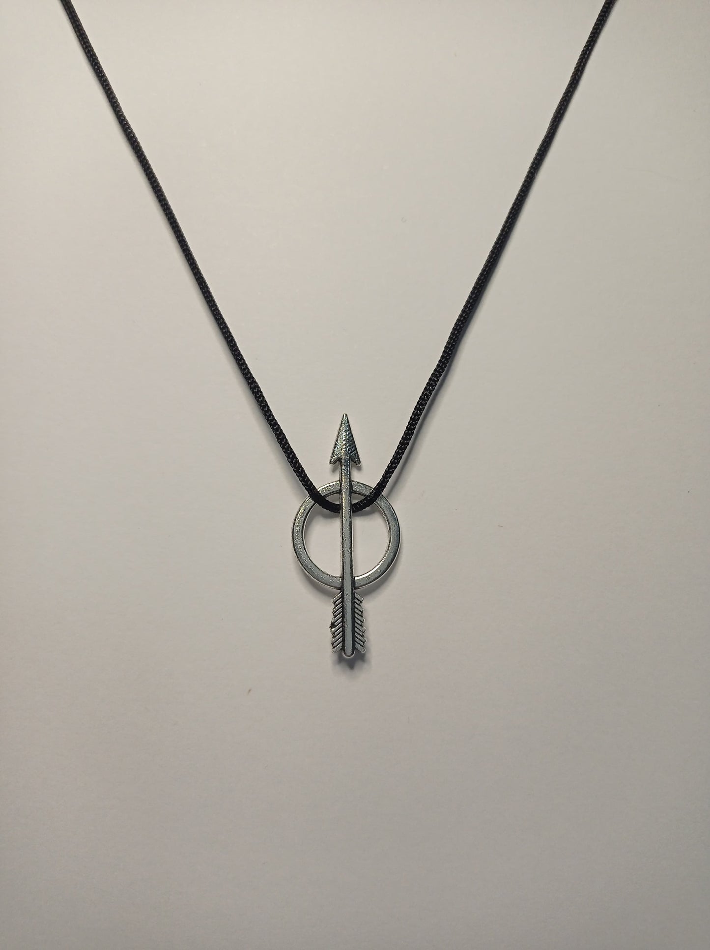 Arrow Kolye