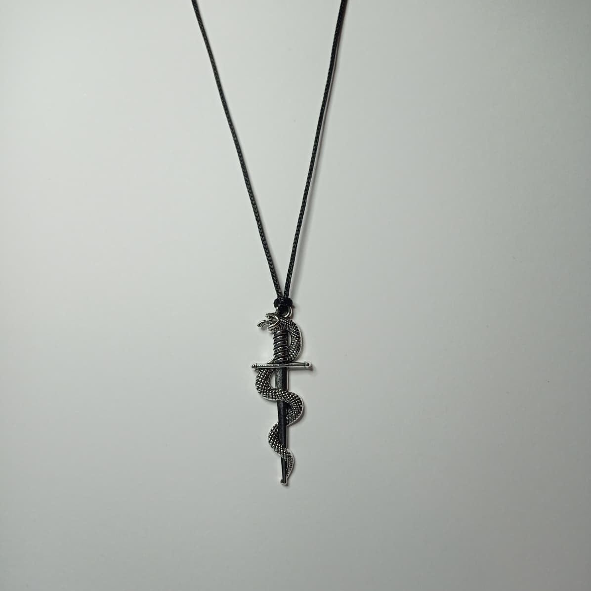 Serpant Sword Kolye