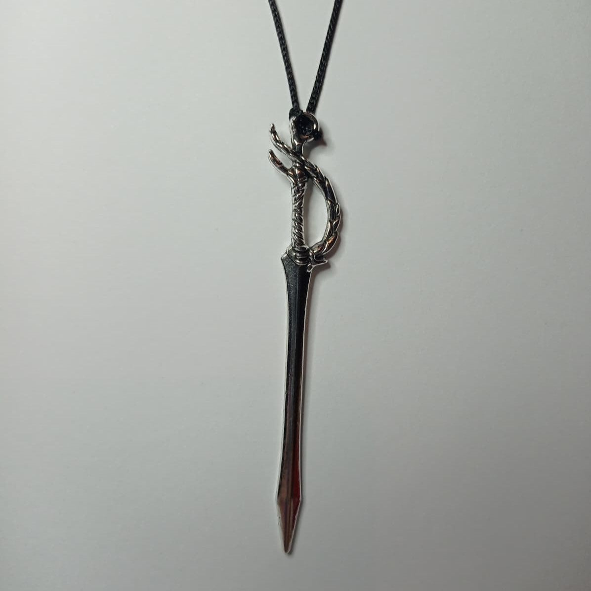 Court Sword Kolye