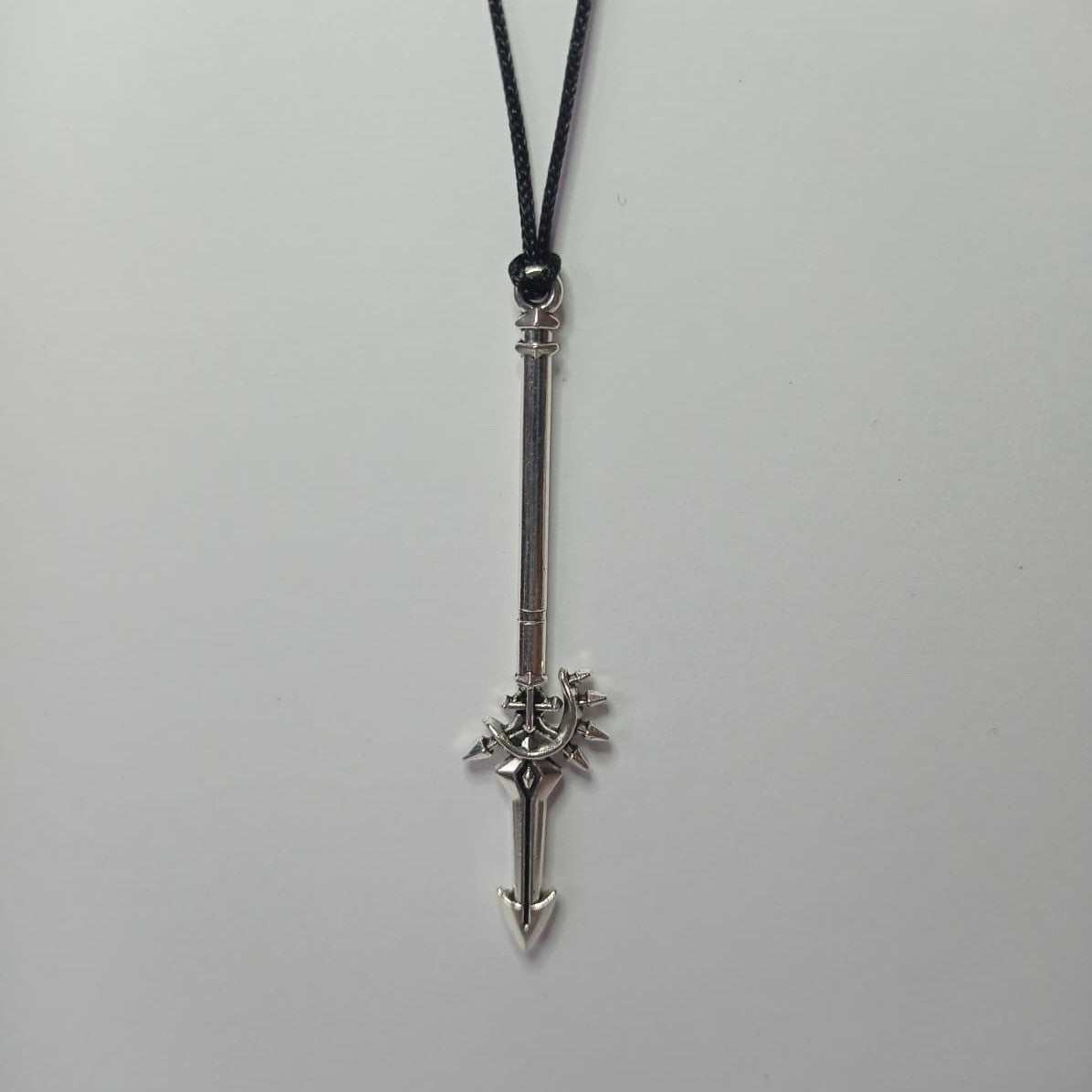 Spear Kolye