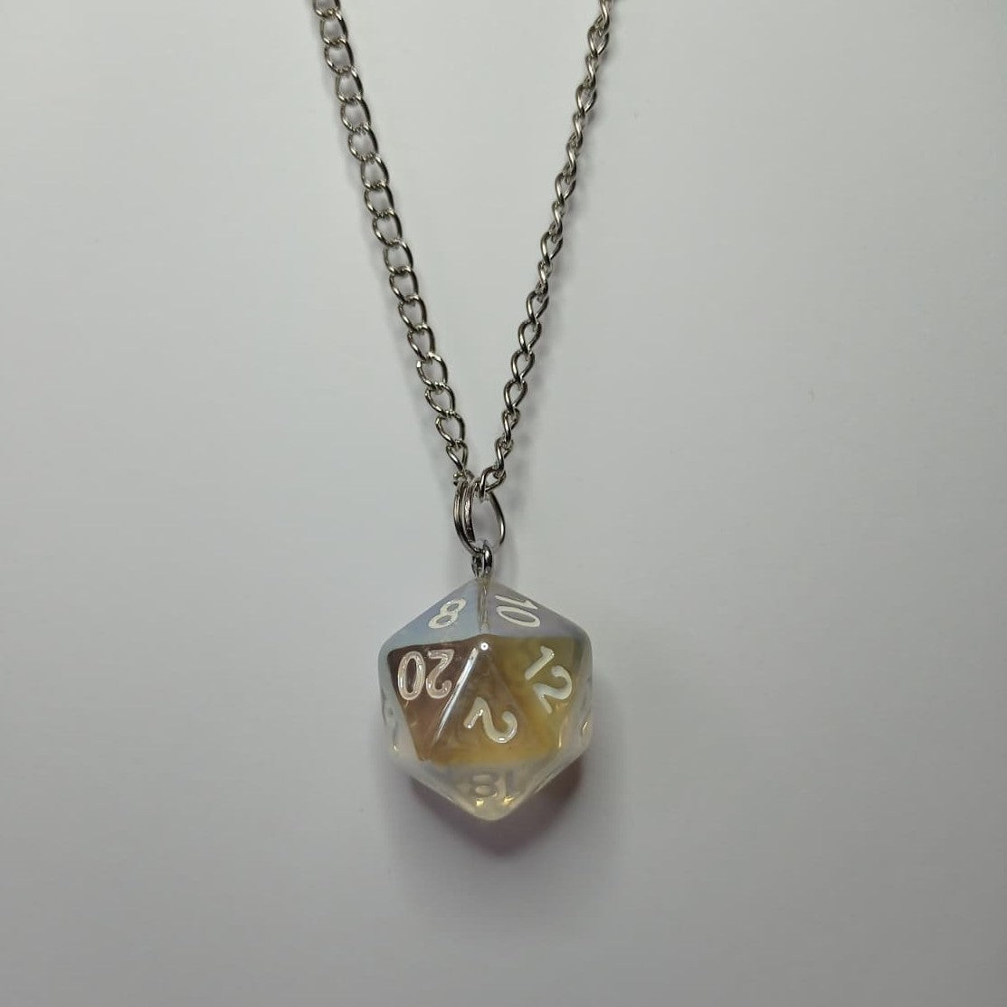 Prismatic D20 Zar Kolye