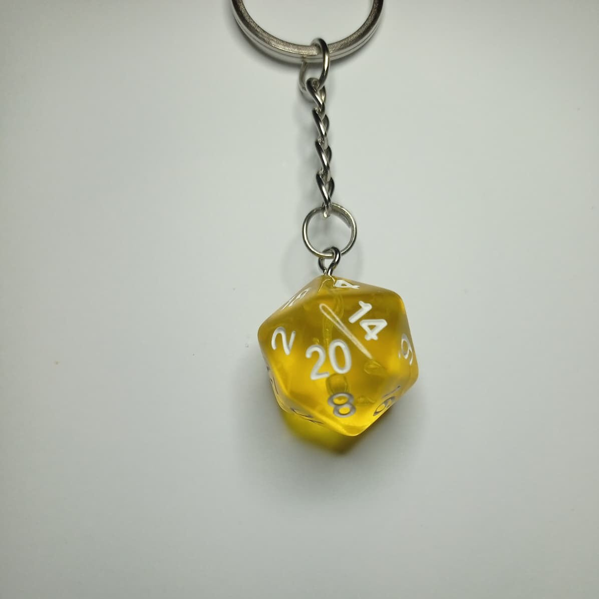Sarı d20 Zar Anahtarlık