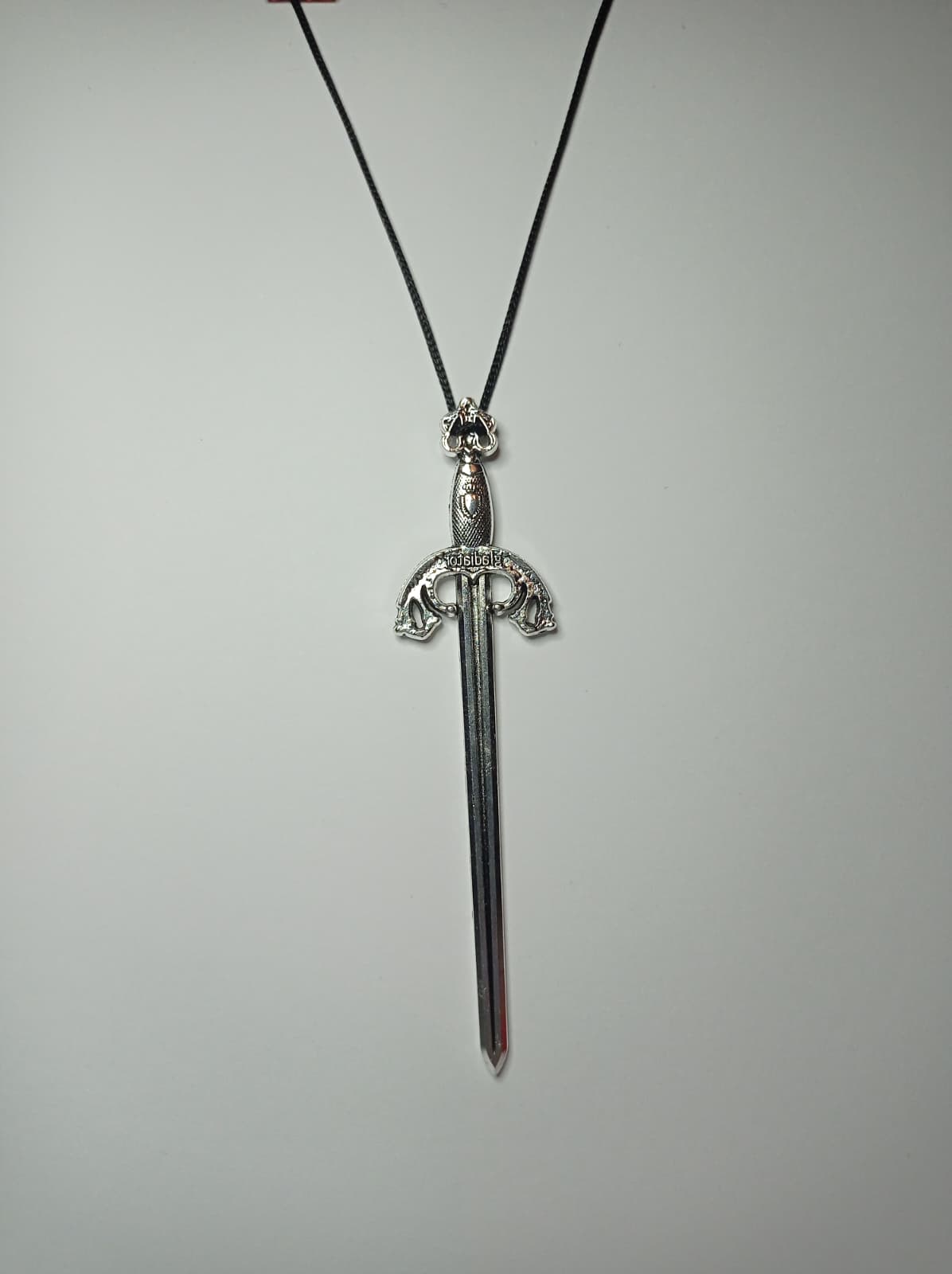 Gladiator Champion Sword Kolye