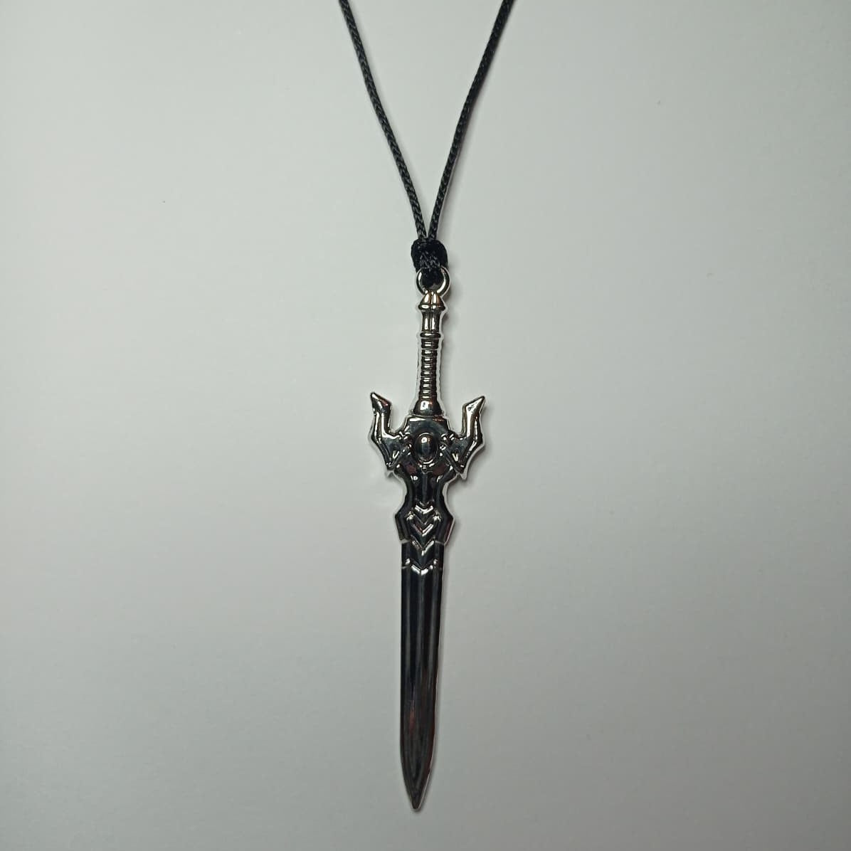 Short Sword Kolye
