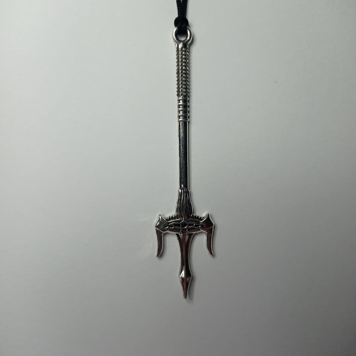 Trident Kolye