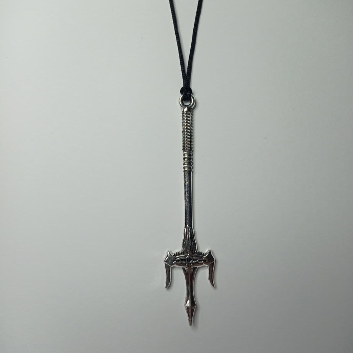 Trident Kolye