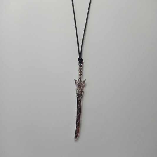 Moonstrike Sword Kolye
