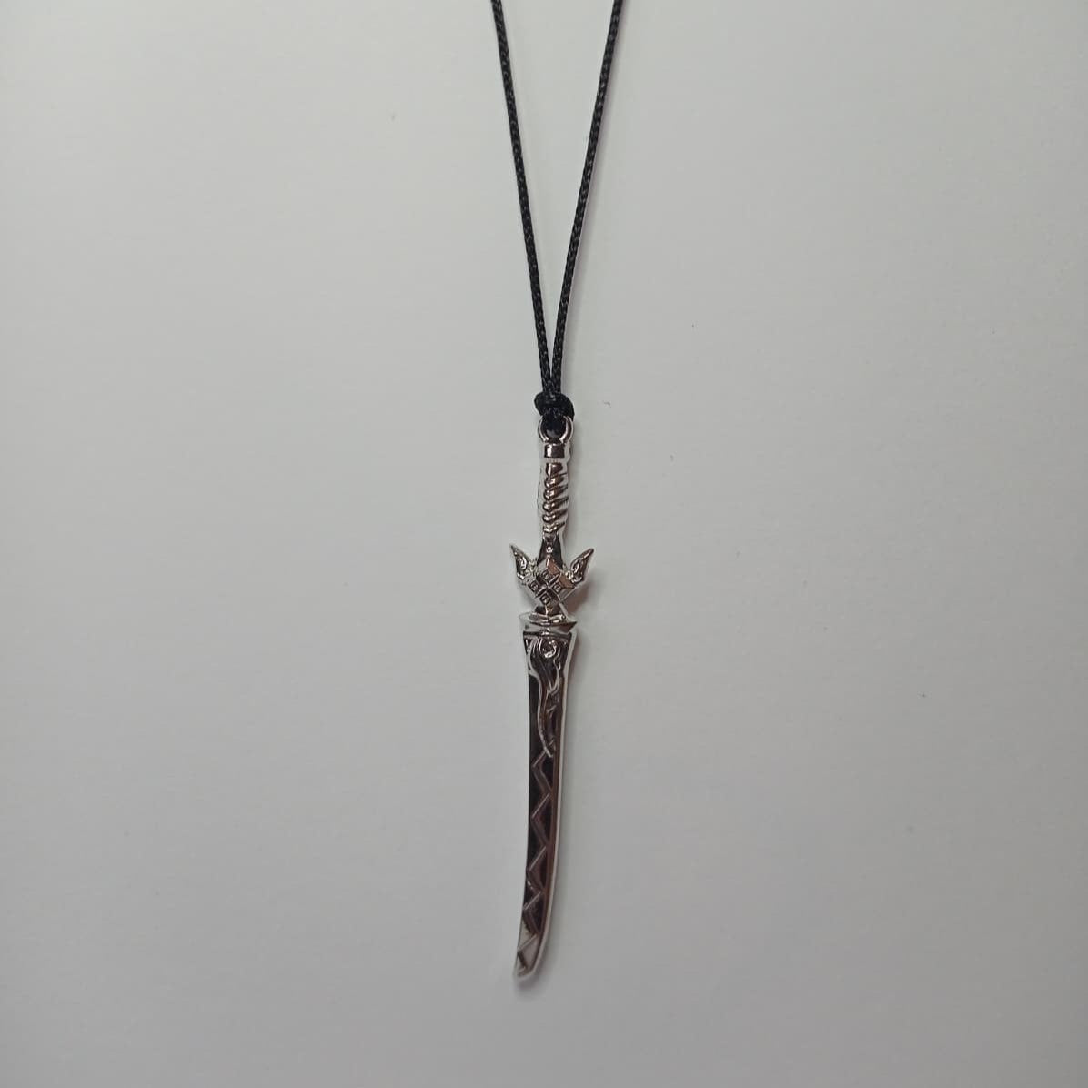 Moonstrike Sword Kolye