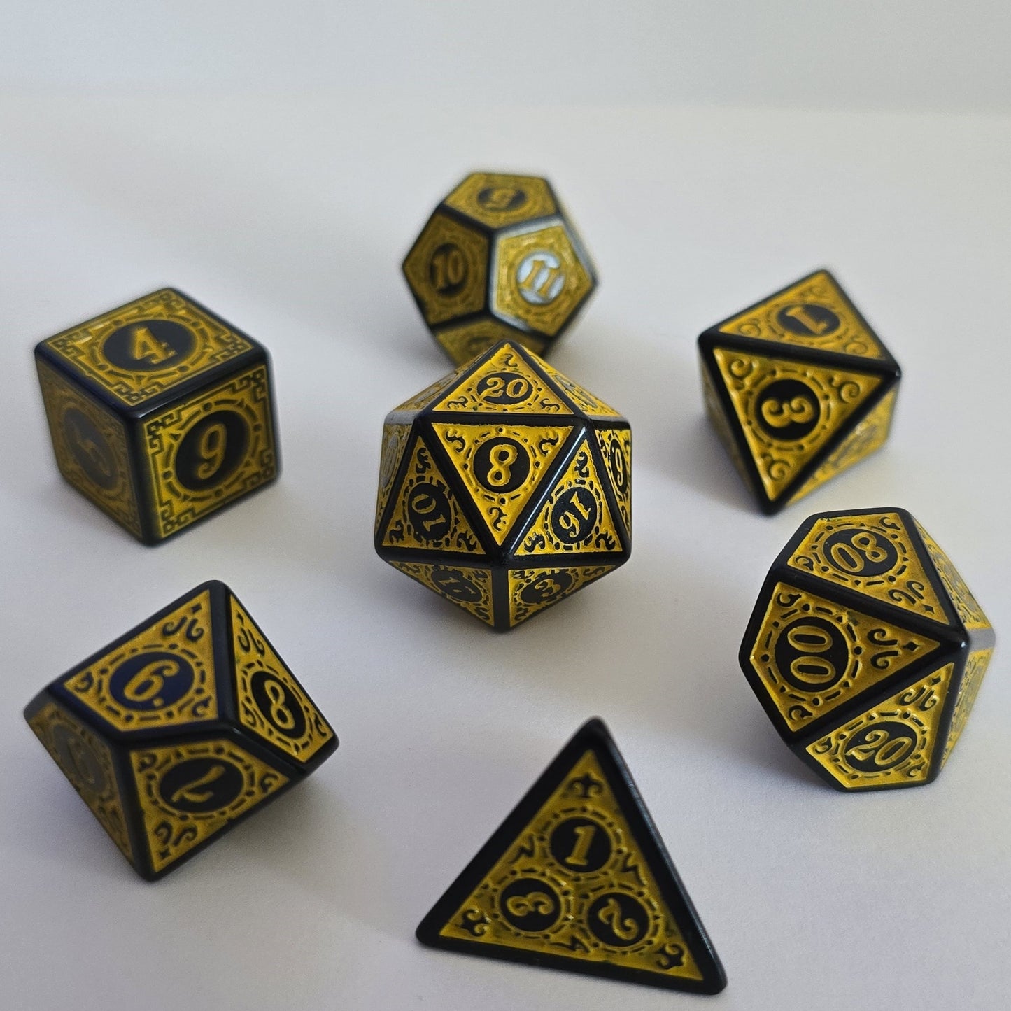 Altın Rünler Zar Seti - DND, RPG ve FRP Masaüstü Oyun Zarları