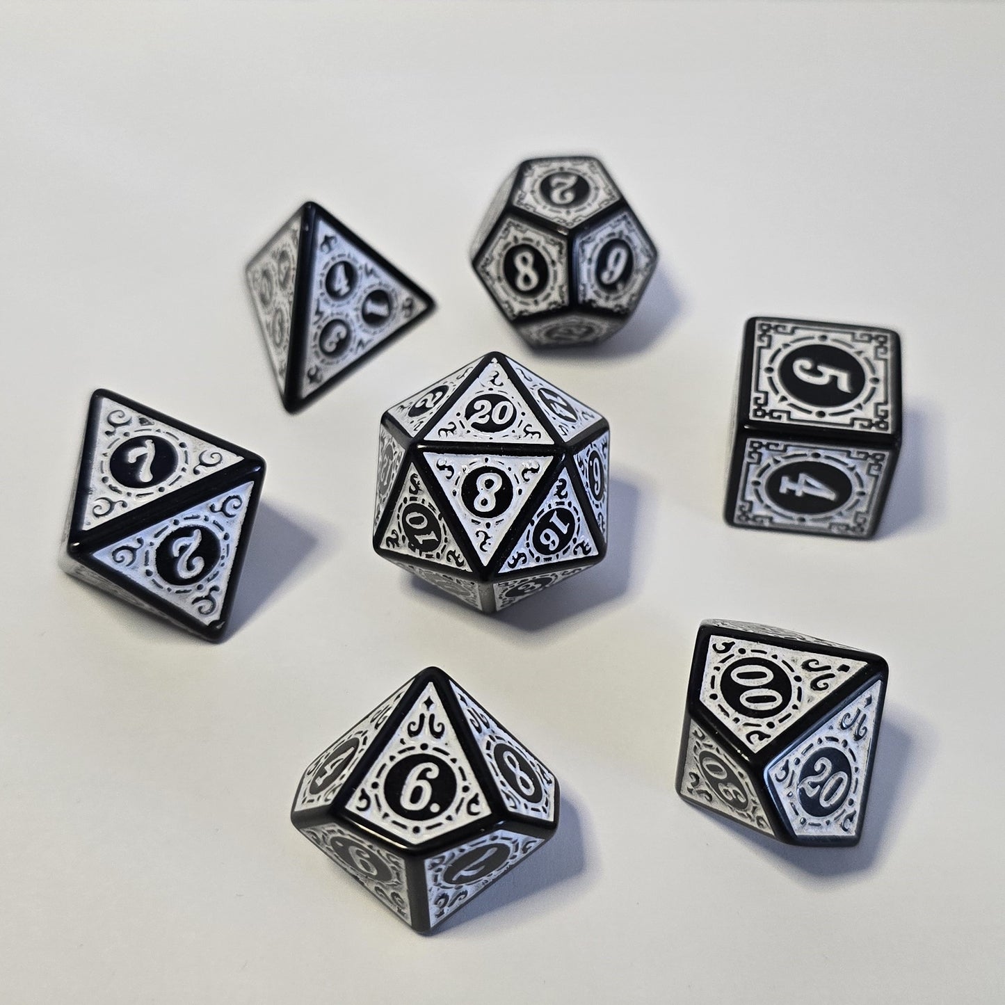 Runik Ay Işığı Zar Seti - DND, RPG ve FRP Masaüstü Oyun Zarları