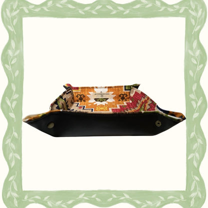 Etnik Desenli El Yapımı Dice Tray