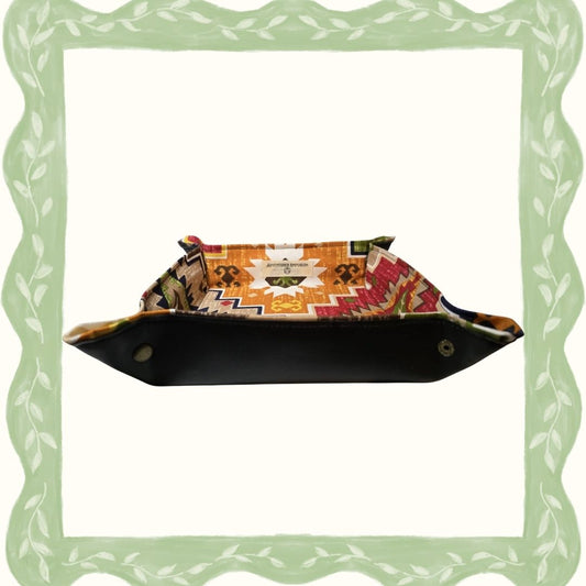Etnik Desenli El Yapımı Dice Tray