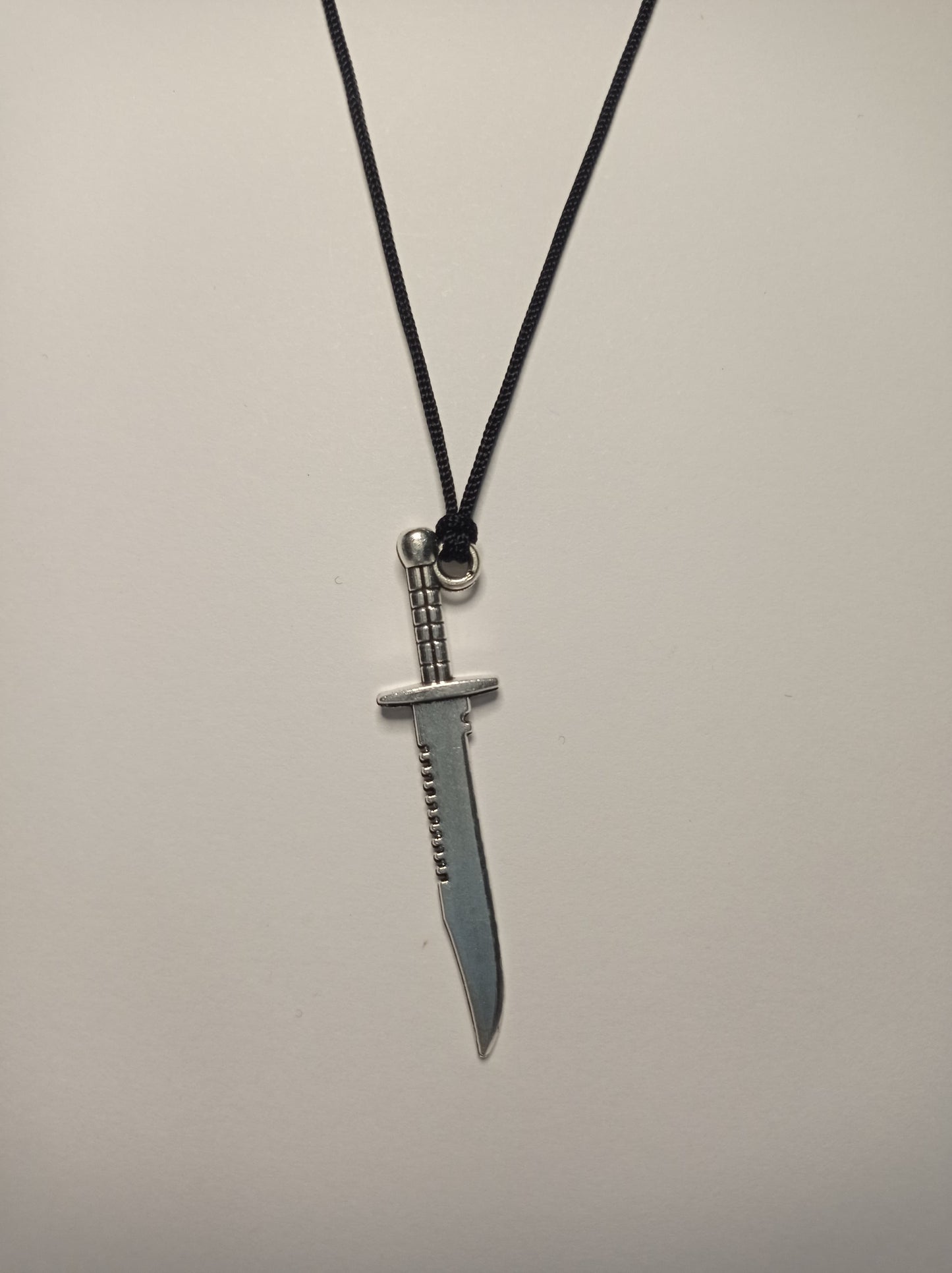Knife Kolye
