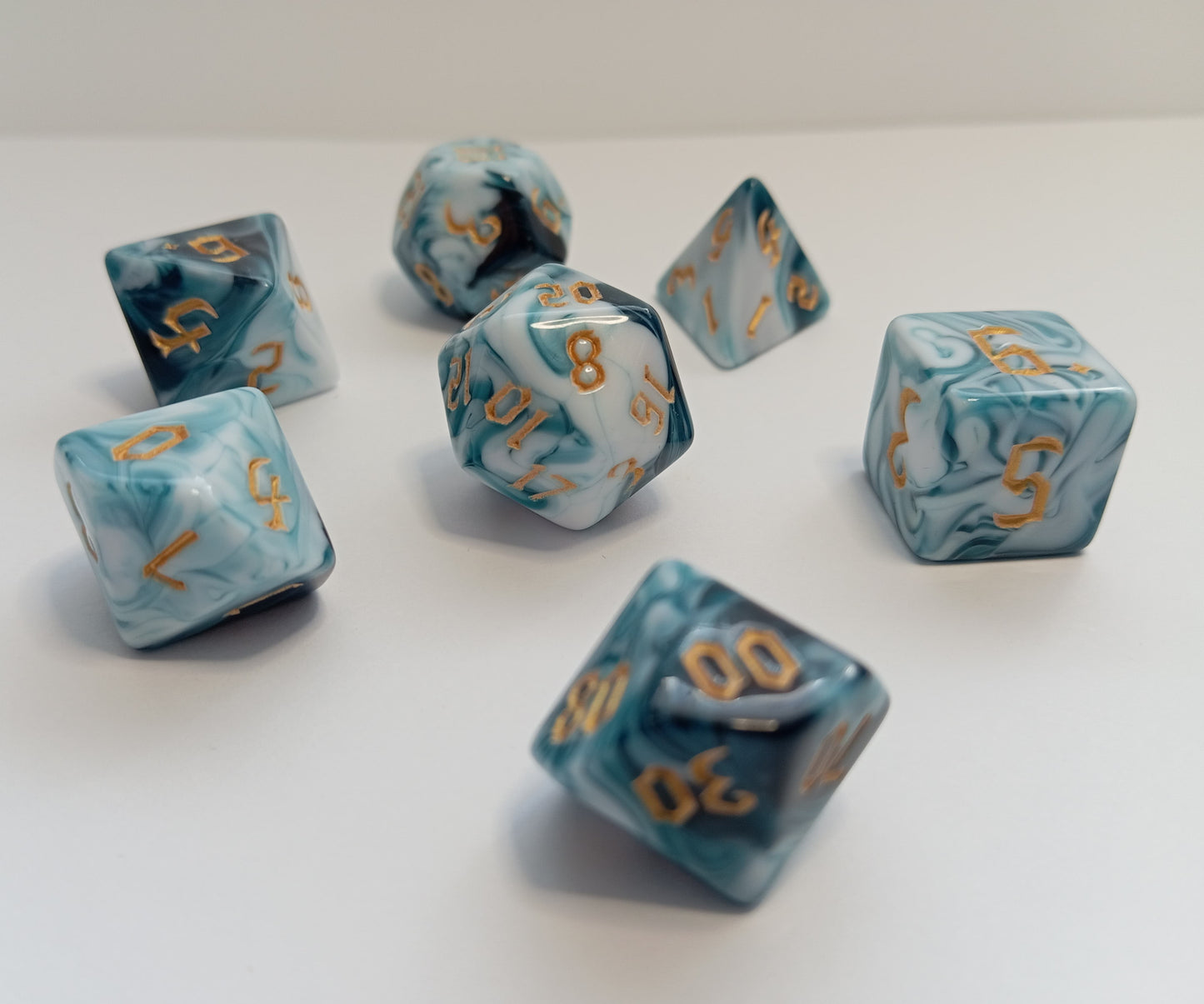 Derinliklerin Çağrısı Zar Seti - DND, RPG ve FRP Masaüstü Oyun Zarları