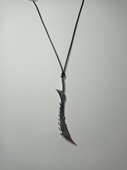 Fang Sword Kolye