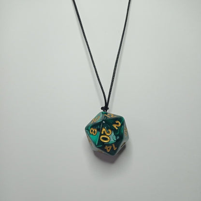 Green Enchant Dice Kolye