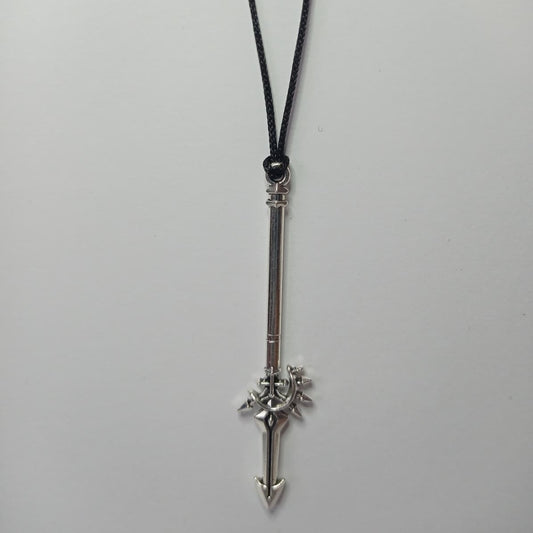 Spear Kolye