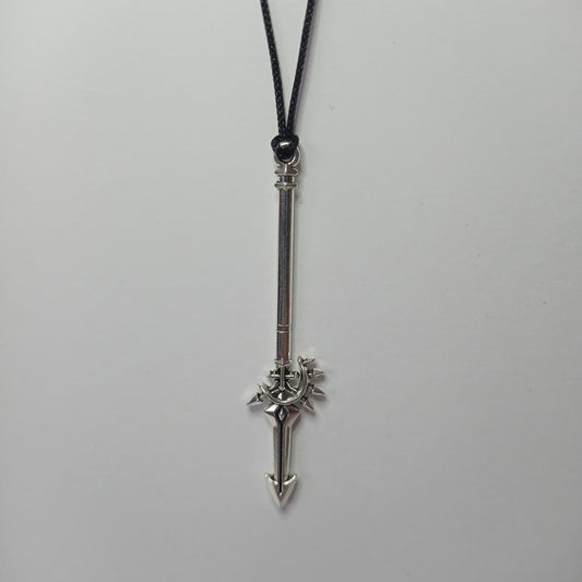 Spear Kolye