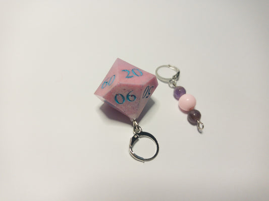 Pembe D10 Zar ve Ametist Taşlı Küpe