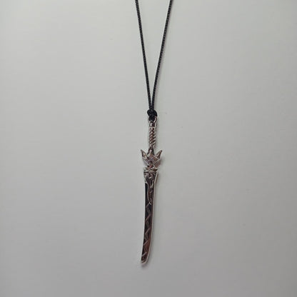 Moonstrike Sword Kolye