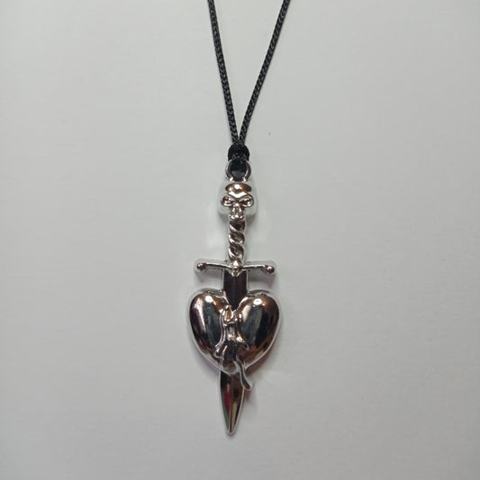 Heartpiercer Sword Kolye